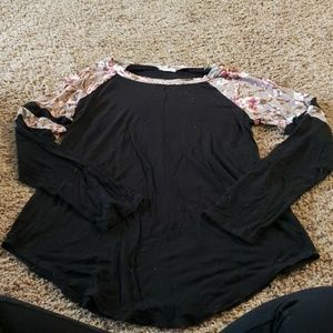 Long sleeve floral  shirt